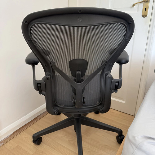 Herman miller aeron chair size - herman,