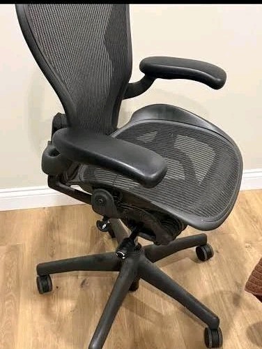 Herman miller aeron classic - miller,