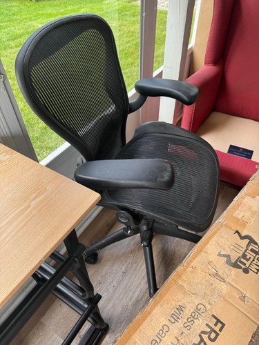 Herman miller aeron office - aeron,