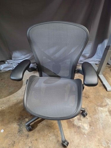 Herman miller remastered aeron - herman,