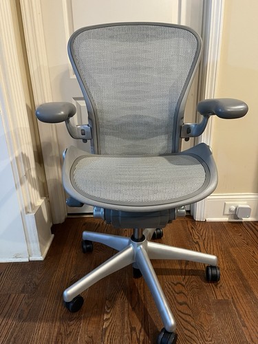 Herman miller aeron chair size - miller,