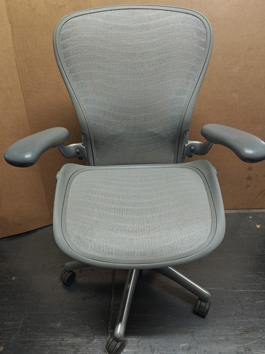 Herman miller aeron mesh desk - herman,