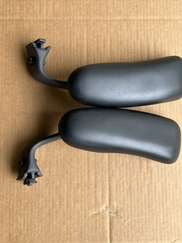 Herman miller aeron chair - miller, arm