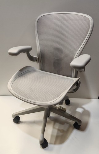 Herman miller aeron remastered - miller,