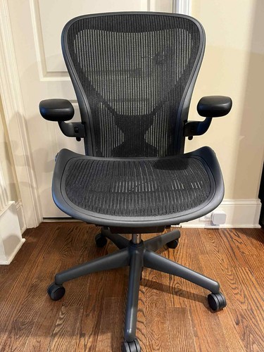Herman miller aeron - miller, office